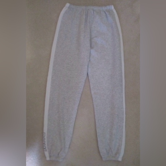 VS PINK joggers X-small Like
new - Picture 3 of 6